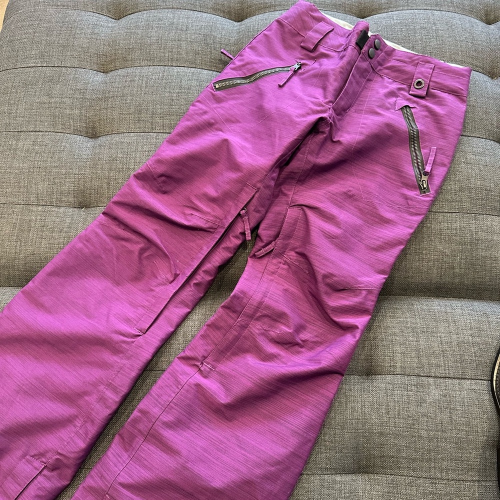 ❗️SOLD❗️Girls Snowpants